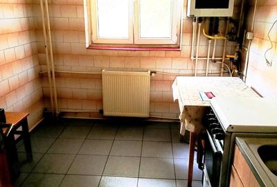 Apartament cu 3 camere decomandat în Rahova - 4