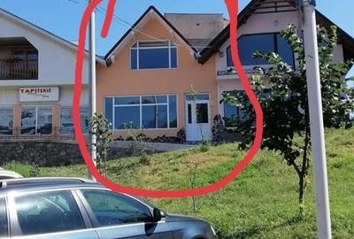 Spațiu comercial, de 117 mp, în Coman