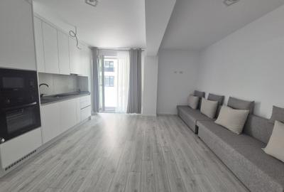 Apartament cu 3 camere semidecomandat în Obcini