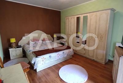Casă individuală cu 10 camere cu Piscina în Râușor - 14