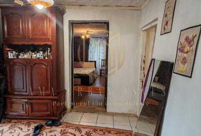 Casă individuală cu 3 camere cu Canalizare în Apărătorii Patriei - 2