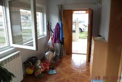 Casă cu Teren 1756 Mp în Vest - 7