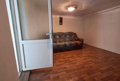 Casă cu 4 camere cu Canalizare în Central - 4