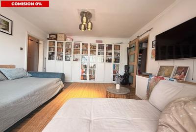 Apartament cu 3 camere semidecomandat, mobilat în Bucovina