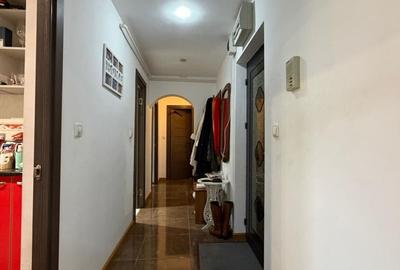 Apartament cu 2 camere decomandat în Central - 1