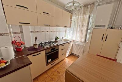 Apartament cu 2 camere decomandat, mobilat în Central - 1