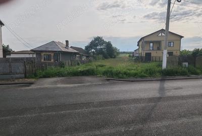 Teren de 3650 mp, în Teiș - 2