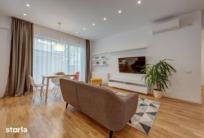 Apartament cu 3 camere în Victoriei