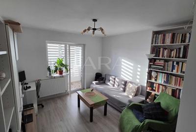 Apartament cu 2 camere decomandat în Gruia