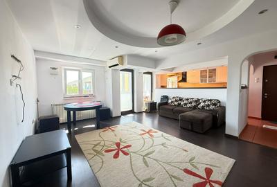 Apartament cu 3 camere semidecomandat, mobilat în Calea Călărașilor