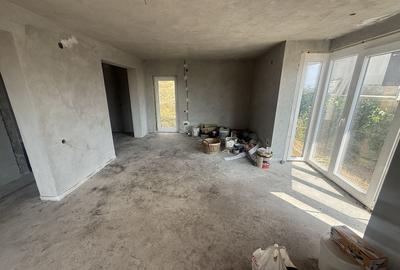 Casă cu 3 camere în Sâncraiu de Mureș