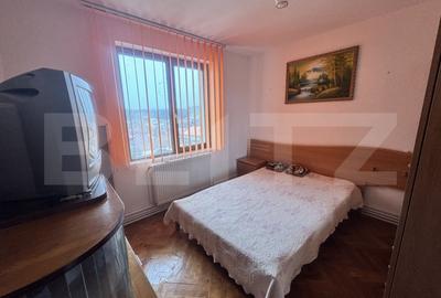 Apartament cu 2 camere decomandat, mobilat în Jibou