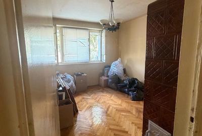 Apartament cu 2 camere semidecomandat în Rahova