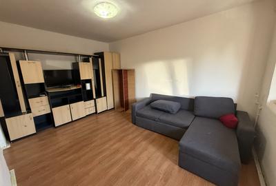Garsonieră decomandată, mobilată în Complex Studențesc