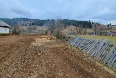 Teren de 1100 mp, în Exterior Vest