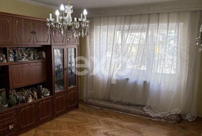 Apartament cu 2 camere decomandat în Central - 1