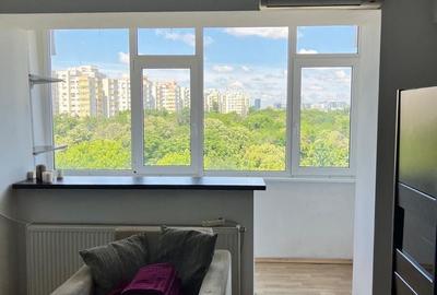 Apartament cu 3 camere decomandat în Colentina