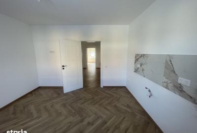 Casă cu 3 camere cu Teren 454 Mp în Calea Poplăcii