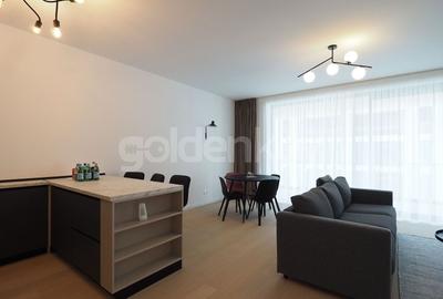 Apartament cu 3 camere semidecomandat, mobilat în Băneasa