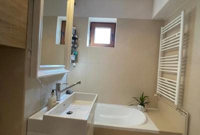 Apartament cu 2 camere semidecomandat în Central - 1