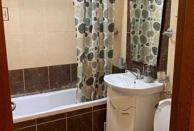 Apartament cu 3 camere decomandat în Podu Roș - 1