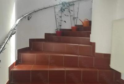Casă cu 6 camere în Central - 5