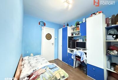 Apartament cu 4 camere semidecomandat, mobilat în Circumvalațiunii - 10