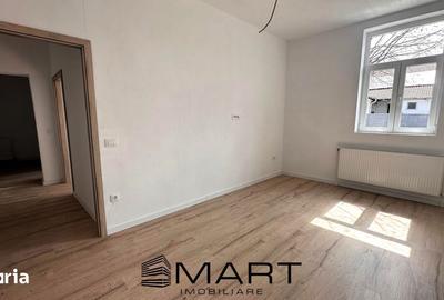 Apartament cu 3 camere în Piața Cluj