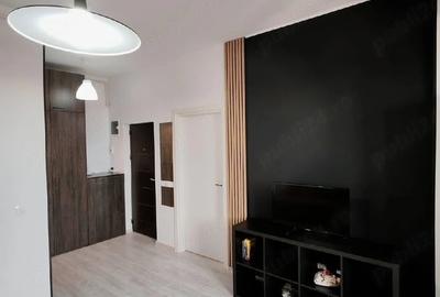 Apartament cu 2 camere semidecomandat în Păcii