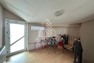Casă cu 4 camere cu Teren 200 Mp în Central