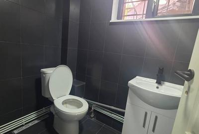Apartament cu 2 camere semidecomandat în Tractorul - 1