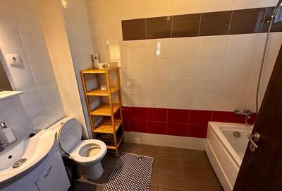 Apartament cu 2 camere decomandat în Complex Studențesc