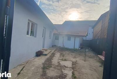 Casă cu 4 camere cu Teren 95 Mp în Moșoaia - 1