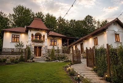 Casă cu 6 camere cu Teren 1700 Mp în Melinești - 1
