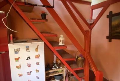 Casă cu 3 camere în Bughea de Jos - 2