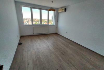 Apartament cu 3 camere decomandat în Spitalul Județean - 1
