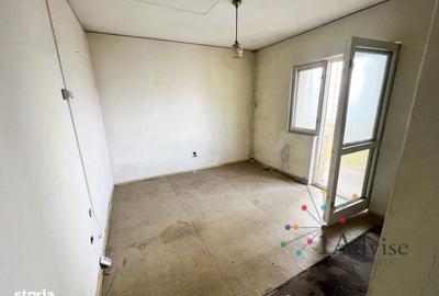Apartament cu 3 camere decomandat în Griviței
