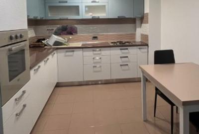 Apartament cu 2 camere decomandat în Tractorul - 5