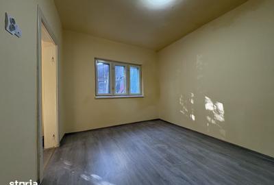 Casă cu 3 camere cu Teren 152 Mp în Berceni