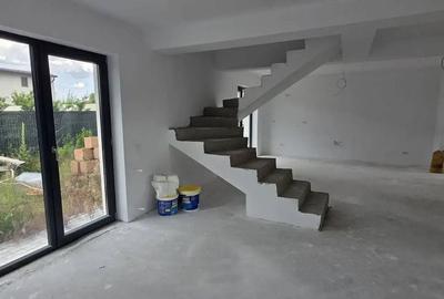 Casă cu 4 camere în Odăile - 6