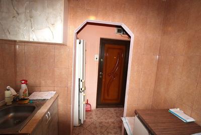 Apartament cu 3 camere semidecomandat în Micro 19 - 8