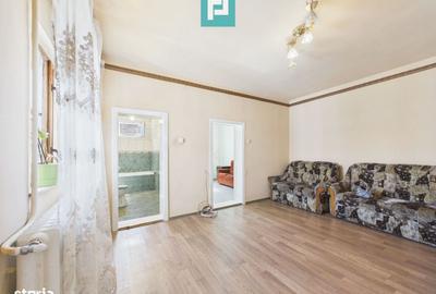 Casă cu 4 camere cu Teren 634 Mp în Bujac