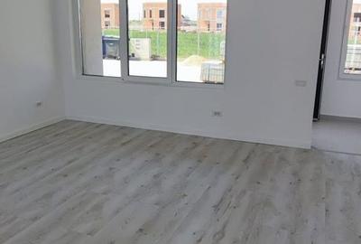 Casă individuală cu 4 camere cu Canalizare în Domnești - 25