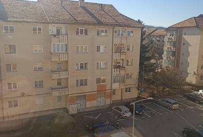 Garsonieră nedecomandată, mobilată în Lenin - 13