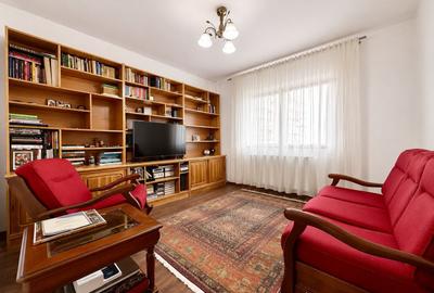 Apartament cu 3 camere decomandat, mobilat în 13 Septembrie - 11