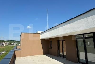 Apartament cu 3 camere decomandat în Florești