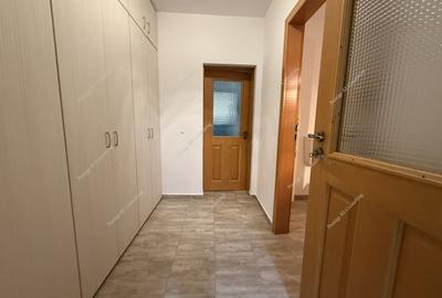 Casă individuală cu 4 camere cu Canalizare în Girocului - 14