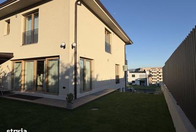 Casă cu 4 camere cu Teren 300 Mp în Iris