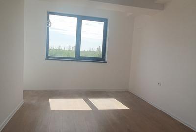 Apartament cu 3 camere semidecomandat în Drumul Taberei - 6