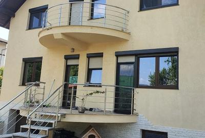 Casă cu Teren 800 Mp în Central - 10